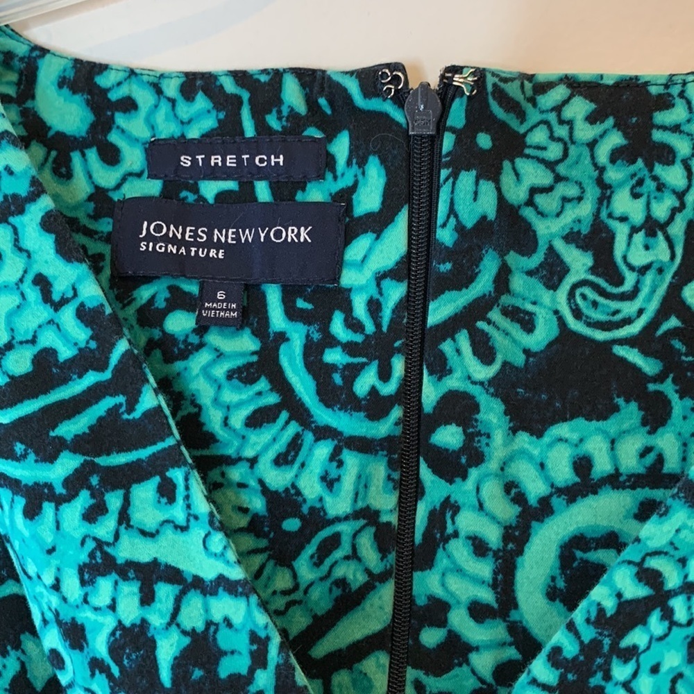 Jones New York Signature, Batik sundress, Size 6 - PRICE REDUCED‎ - Picture 3 of 6